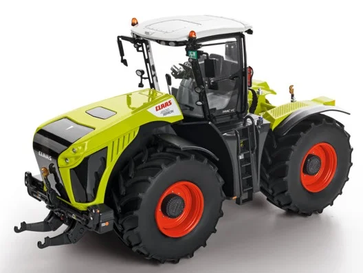 Réplica coleccionable a escala 1/32 del tractor CLAAS Xerion 4500 con sistema de dirección y detalles realistas de alta calidad.